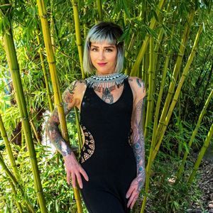 Meet your Posher, Gabriella